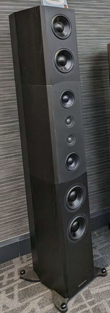 Bryston Middle T10 Line Array Floorstanding Speakers (Pair)
